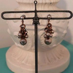 Pearl bauble earrings